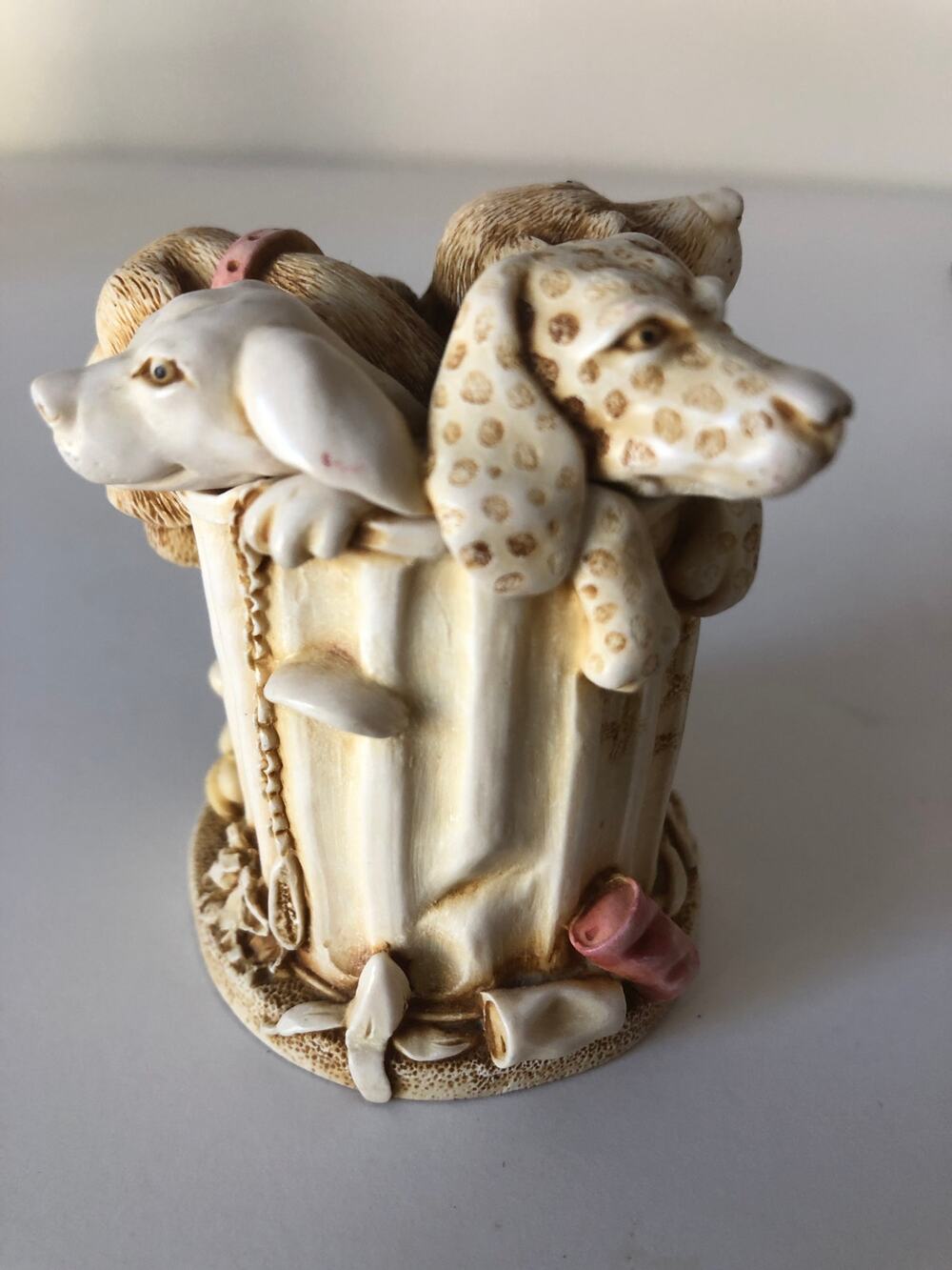 Harmony Kingdom Nic Nac Paddy Whack 4 Dogs in Dust Bin UKMade BoxFigurine NO BOX